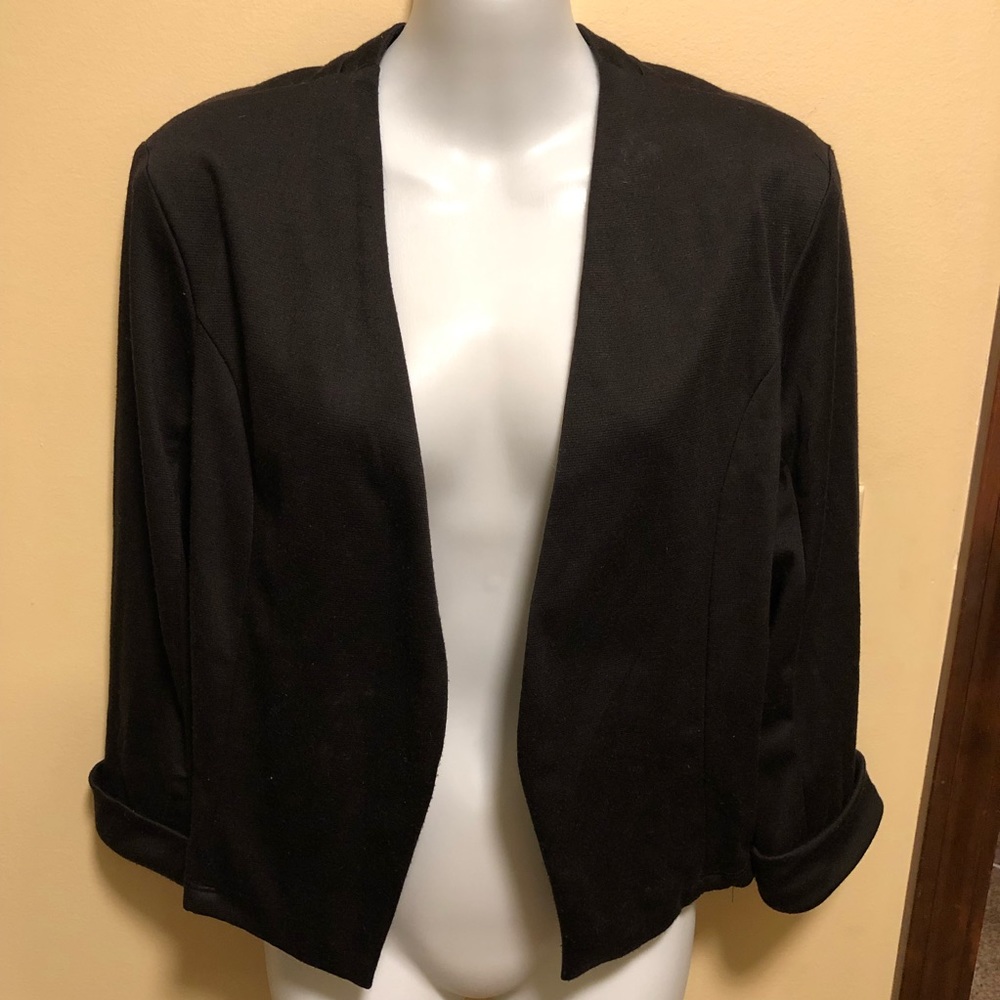 3/4 Sleeve Basic Black Blazer